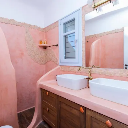 Galani, Immaculate With Private Pool & View In Kastraki, Naxos *