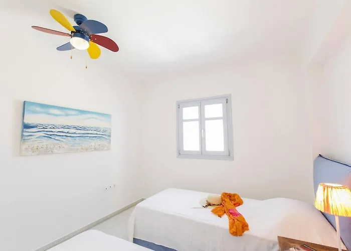 Galani, Immaculate With Private Pool & View In Kastraki, Naxos *